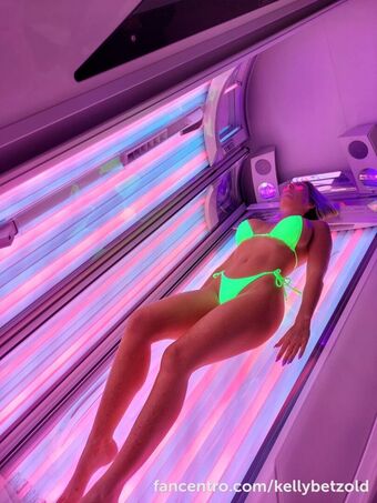 Kelly Betzold Nude Leaks OnlyFans Photo 3