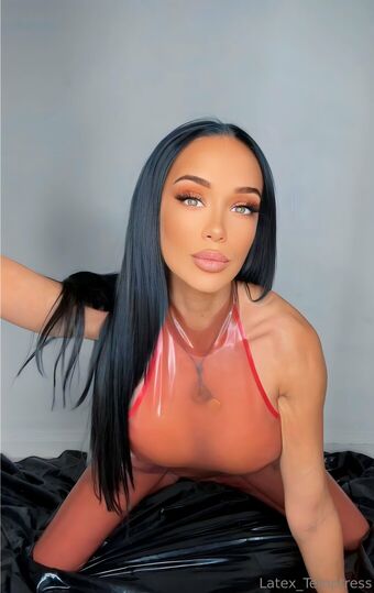 Latex_temptress Nude Leaks OnlyFans Photo 14
