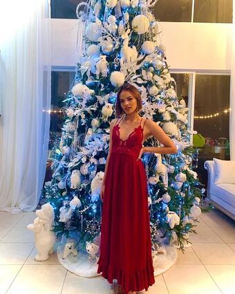 Leslie Grace Nude Leaks OnlyFans Photo 4