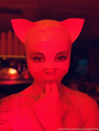 lucylavagirlfree Nude Leaks OnlyFans Photo 13
