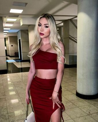 ManciniPietra / Pietra Mancini / pietramancini Nude Leaks OnlyFans  – Leaked Models