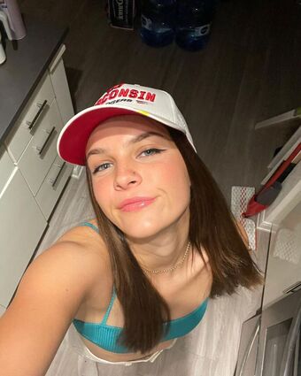 McKenzie Bell / mckenziebellll / zhc Nude Leaks OnlyFans  – Leaked Models