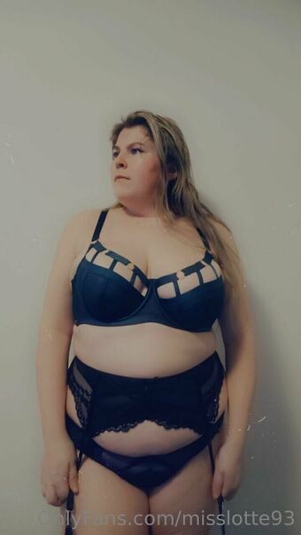 misslotte93 / misslottie_ Nude Leaks OnlyFans  – Leaked Models