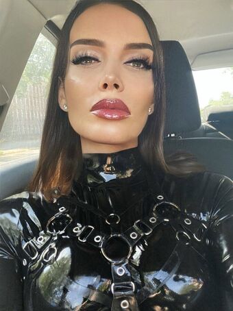 Mistress Ultraviolence Nude Leaks OnlyFans Photo 5