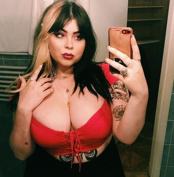 RebelRebellll Nude Leaks OnlyFans Photo 2