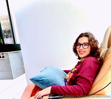 selfcarebrooke Nude Leaks OnlyFans Photo 6