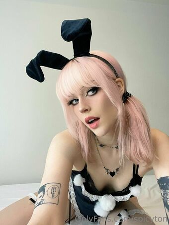 spicyton Nude Leaks OnlyFans Photo 1