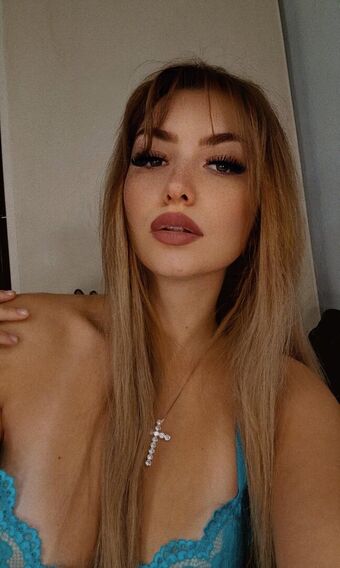 Stassia.petsou Nude Leaks OnlyFans Photo 2