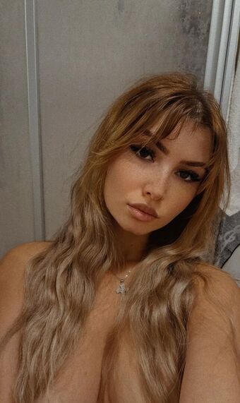 Stassia.petsou Nude Leaks OnlyFans Photo 5