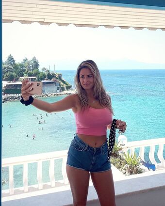 aleksandrica999 Nude Leaks OnlyFans Photo 10