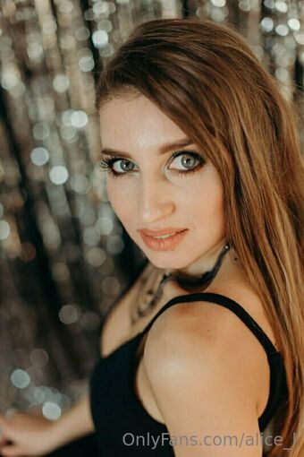 alice_l Nude Leaks OnlyFans Photo 19