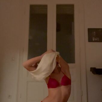 Aliceyourbarista / aliceeluvv3 Nude Leaks OnlyFans  – Leaked Models