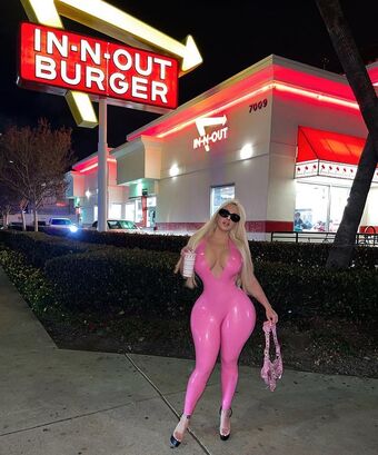 almightybaggatarius Nude Leaks OnlyFans Photo 4