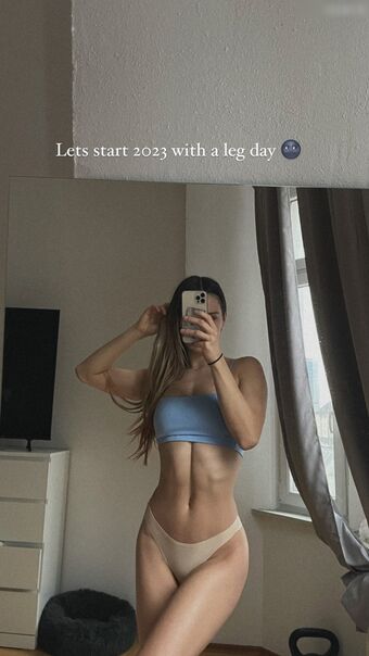 Amelie Kollek Nude Leaks OnlyFans Photo 12