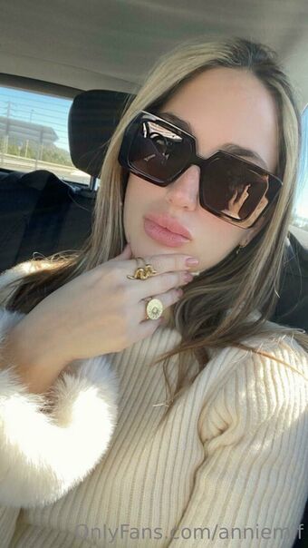 anniemif Nude Leaks OnlyFans Photo 17