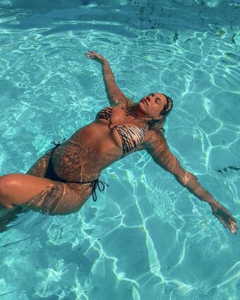 Ariel D Nude Leaks OnlyFans Photo 16