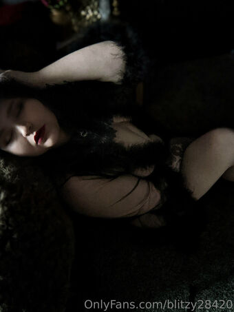 blitzy28420 Nude Leaks OnlyFans Photo 31