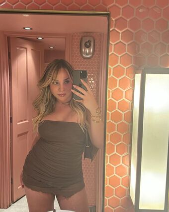 Clarice Boaventura / claboaventuraa  / clariceboaventura / victoriahelenaoficial Nude Leaks OnlyFans  – Leaked Models