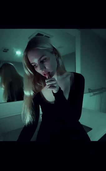 Colette Cherry Nude Leaks OnlyFans Photo 11