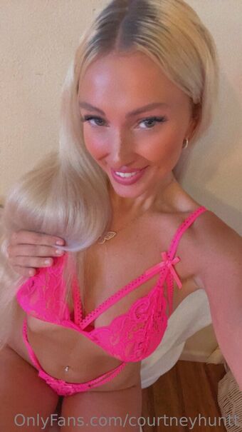 courtneyhuntt Nude Leaks OnlyFans Photo 13