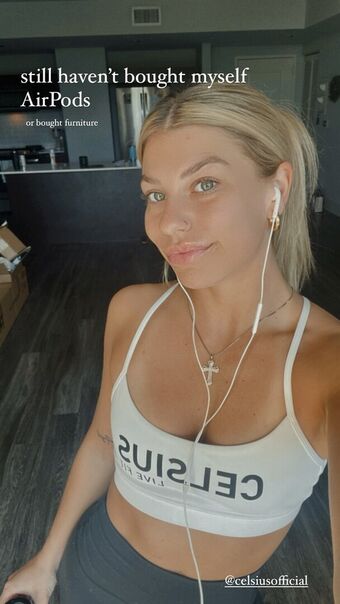 kyliefoland Nude Leaks OnlyFans Photo 9