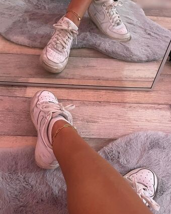 emiliaaa.rose Nude Leaks OnlyFans Photo 16