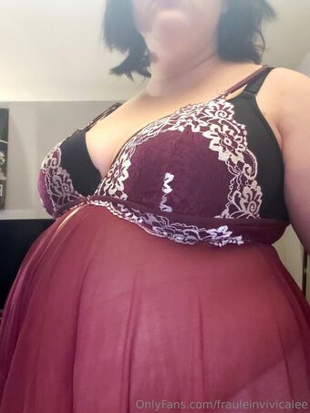 fraeulein_liebesklee / frauleinvivicalee Nude Leaks OnlyFans  – Leaked Models