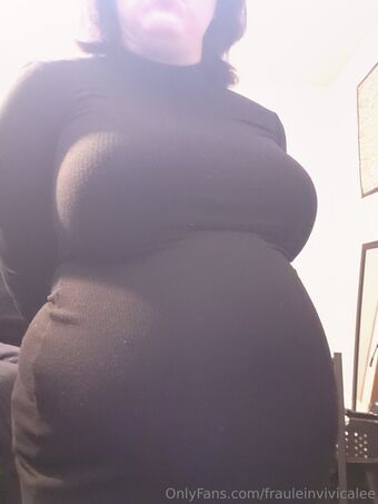 frauleinvivicalee Nude Leaks OnlyFans Photo 38