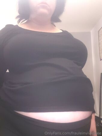 frauleinvivicalee Nude Leaks OnlyFans Photo 36