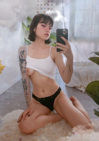 Freja Nude Leaks OnlyFans Photo 17