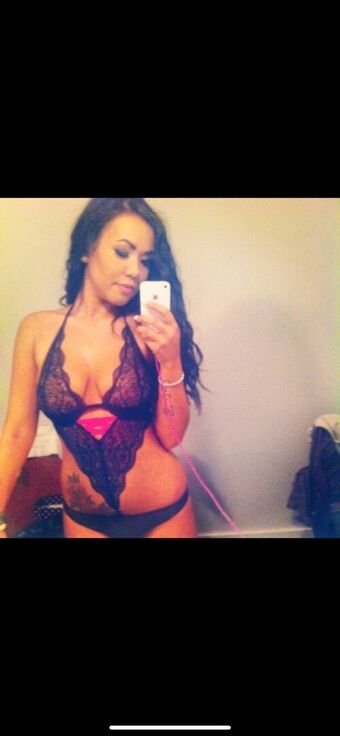 halfvietbarbie Nude Leaks OnlyFans Photo 7