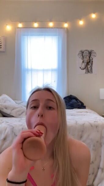 Julia Pakey / juliashuffles Nude Leaks OnlyFans  – Leaked Models