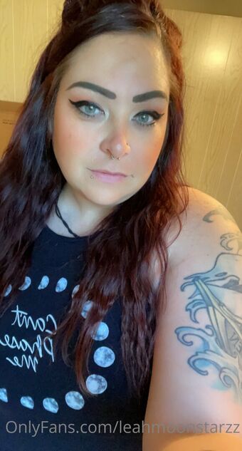 leahmoonstarzz Nude Leaks OnlyFans  – Leaked Models