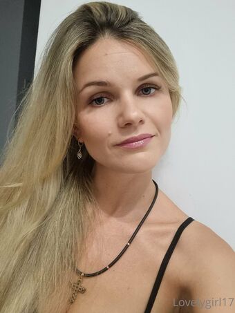 lovelygirl17 Nude Leaks OnlyFans Photo 3