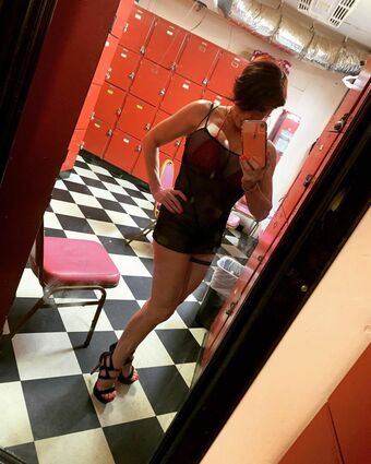 Luna Mons Nude Leaks OnlyFans Photo 17