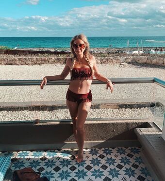 Margo Price Nude Leaks OnlyFans Photo 5