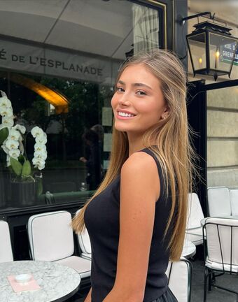 Margot Sustrac Nude Leaks OnlyFans Photo 1