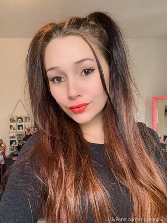 Marieexo21 Nude Leaks OnlyFans  – Leaked Models