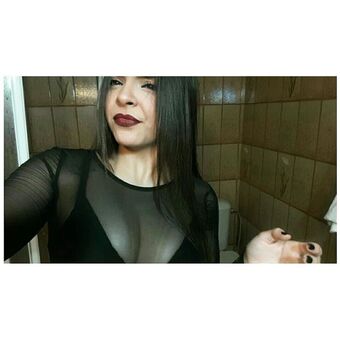 Mariquiiiilla Nude Leaks OnlyFans Photo 12