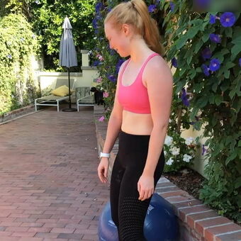 Molly C Quinn Nude Leaks OnlyFans Photo 75