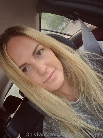 Olivia Anne 1990 Nude Leaks OnlyFans Photo 37