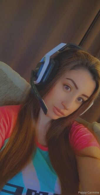 poppycarminexxx Nude Leaks OnlyFans Photo 9