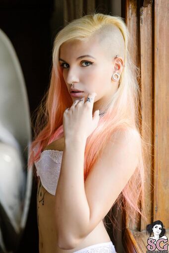 Qween Goddess / Qween.sg / qweengoddess Nude Leaks OnlyFans  – Leaked Models