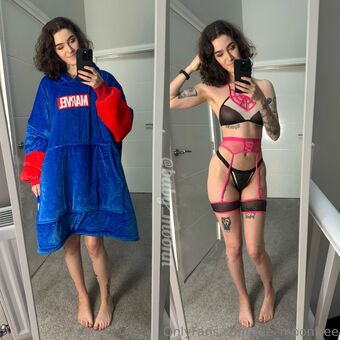 rae_moonfree Nude Leaks OnlyFans Photo 17