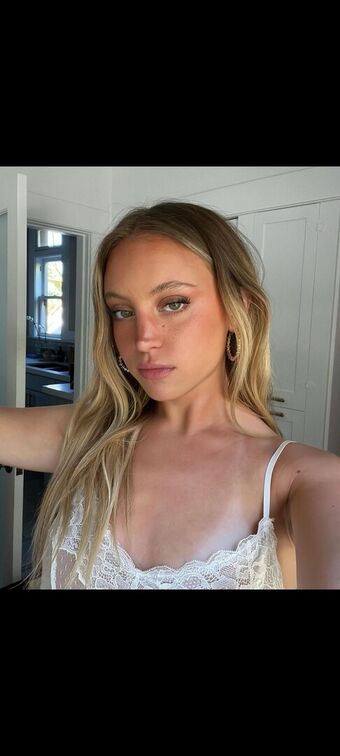 Riley Hubatka Nude Leaks OnlyFans Photo 22