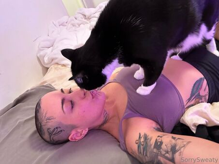 sorrysweaty Nude Leaks OnlyFans Photo 32