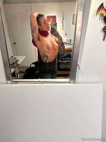sorrysweaty Nude Leaks OnlyFans Photo 35