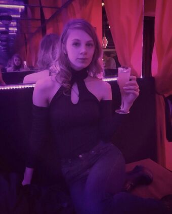 Sydney Poniewaz / Sydsnap / sydneysmall / sydsnapp Nude Leaks OnlyFans  – Leaked Models