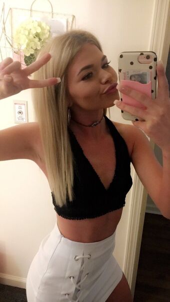 Sydney Raines Nude Leaks OnlyFans Photo 17