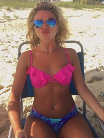 Sydney Raines Nude Leaks OnlyFans Photo 18